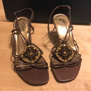 Carlos by Carlos Santana 2.5” strappy sandals size